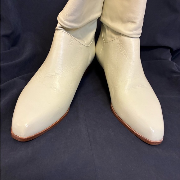 Buskers Shoes - Vintage Cream Brazilian Leather Ankle Boots Size 6